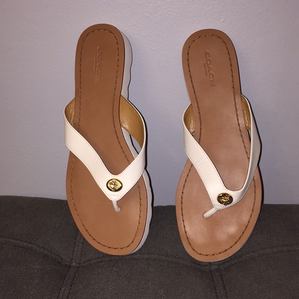 Coach thongs